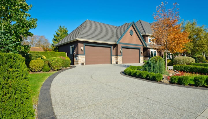 paved-concrete-driveway in Billings